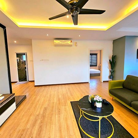 Limbongan Executive Suites Melaka By Ggm エクステリア 写真