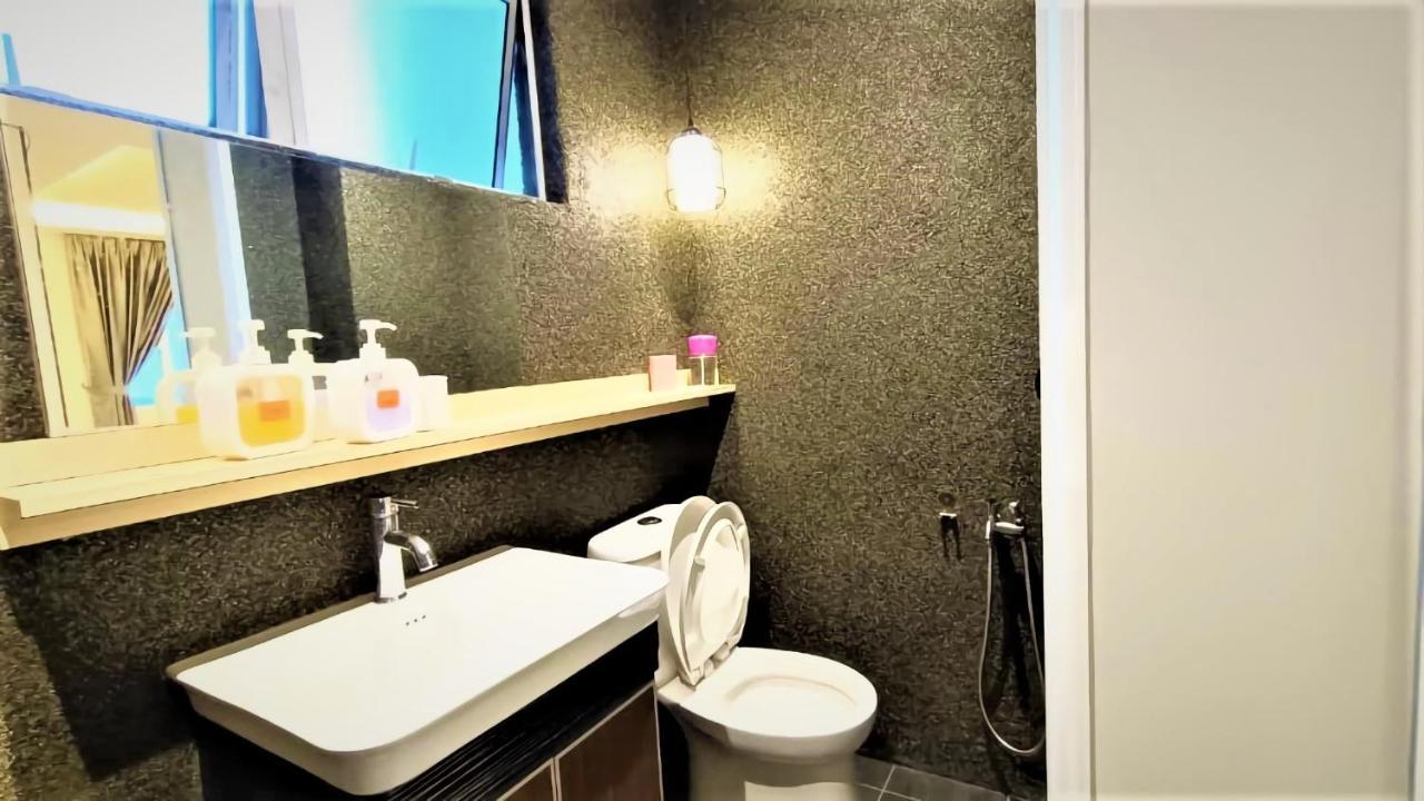 Limbongan Executive Suites Melaka By Ggm エクステリア 写真