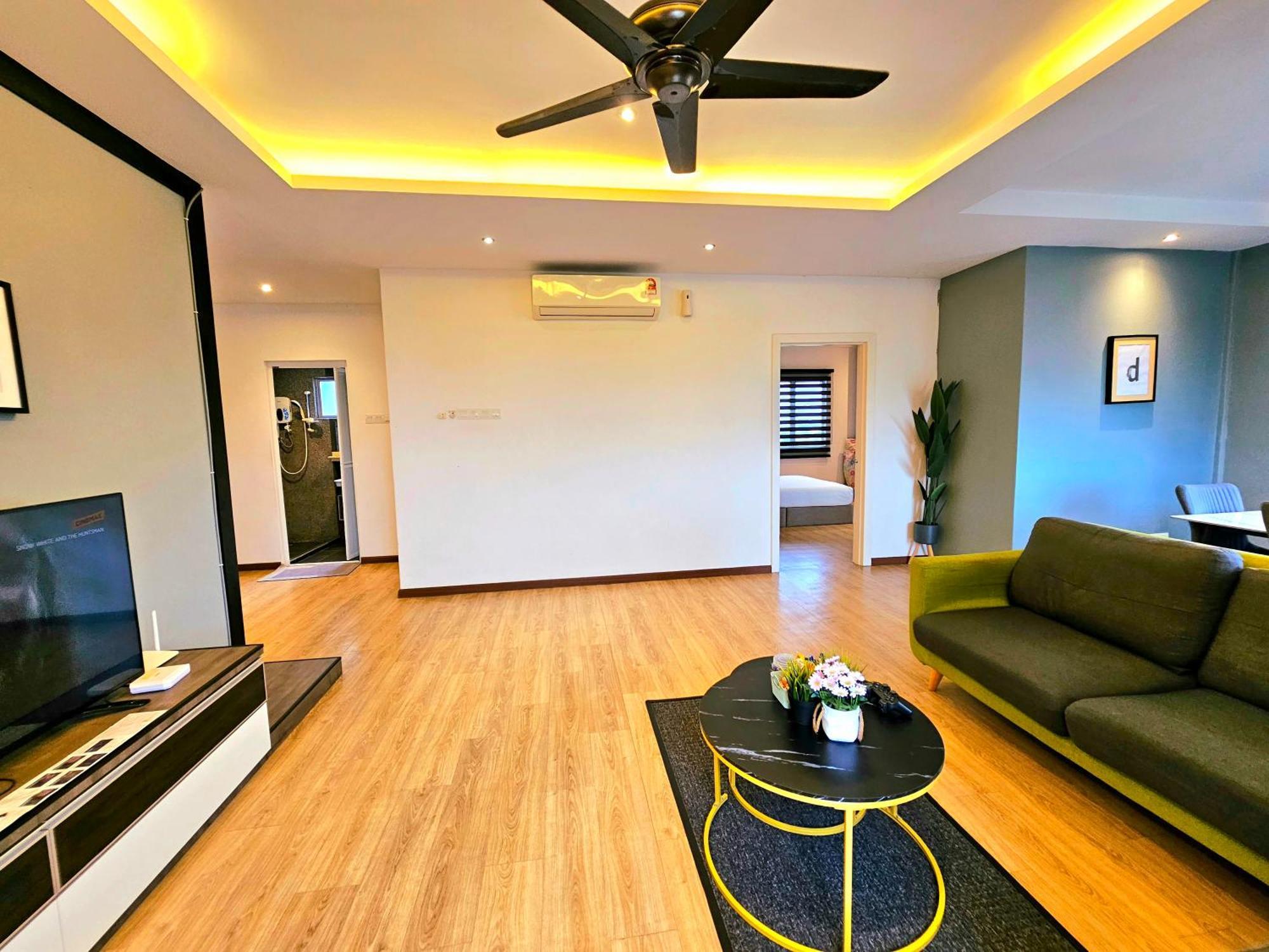 Limbongan Executive Suites Melaka By Ggm エクステリア 写真